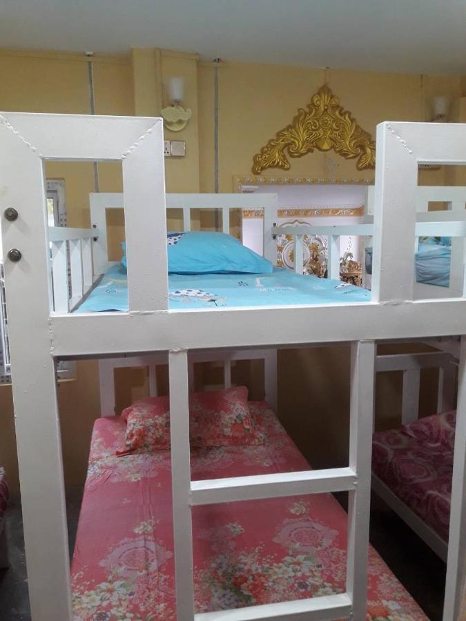 My Family Hostel Nyaung-U ภายนอก รูปภาพ