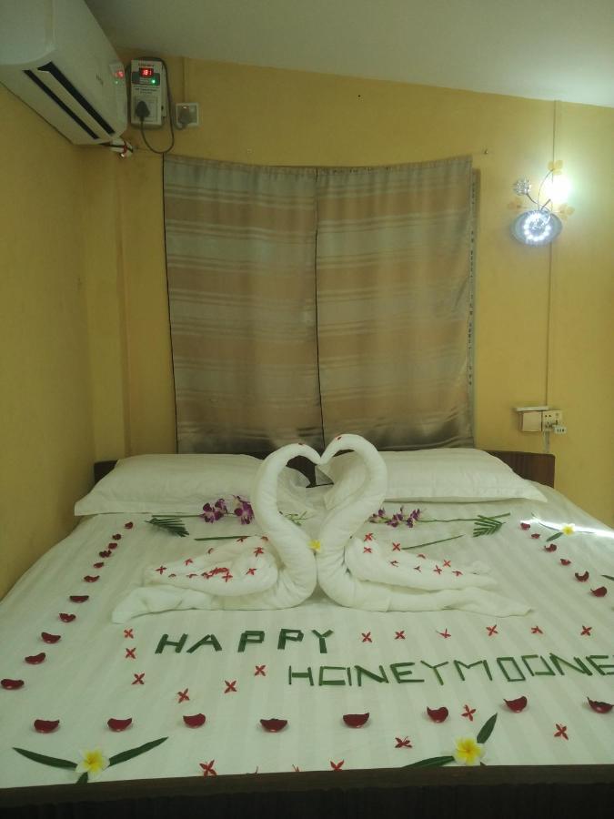 My Family Hostel Nyaung-U ภายนอก รูปภาพ